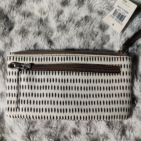 Relic by Fossil Black and Cream Elephant Wristlet - Picture 4 of 5